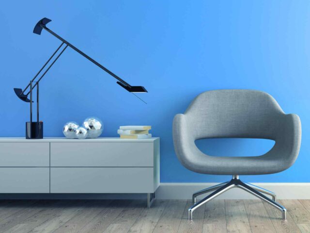 https://rhpho.com/wp-content/uploads/2017/05/image-chair-blue-wall-640x480.jpg